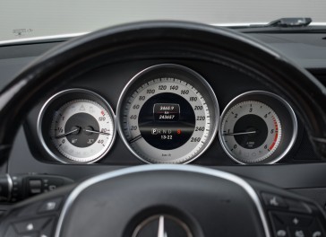 Mercedes-Benz C180