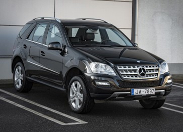 Mercedes-Benz ML350