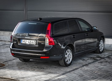 Volvo V50