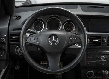 Mercedes-Benz GLK320