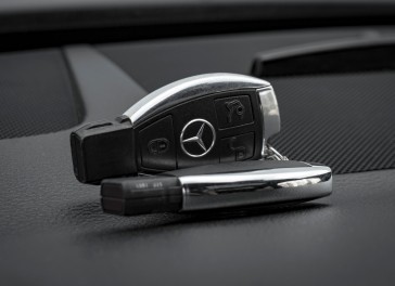 Mercedes-Benz GLK320