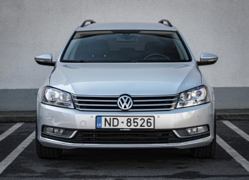 VW Passat (B7)