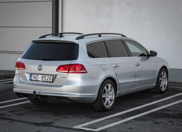 VW Passat (B7)