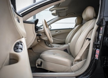 Mercedes-Benz CLS320