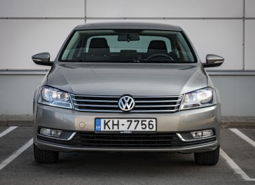 VW Passat (B7)
