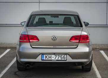 VW Passat (B7)