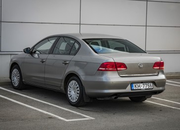 VW Passat (B7)