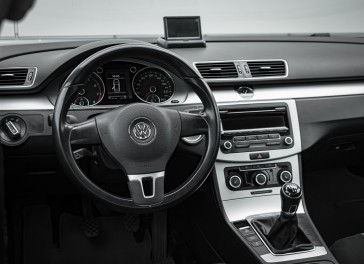 VW Passat (B7)