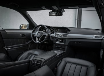 Mercedes-Benz E200
