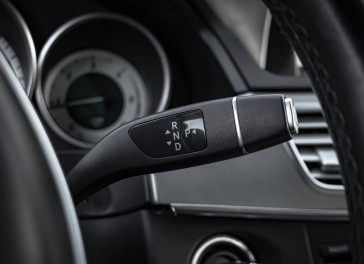 Mercedes-Benz E200