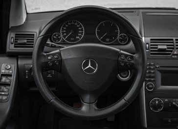 Mercedes-Benz A200