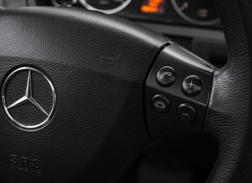 Mercedes-Benz A200