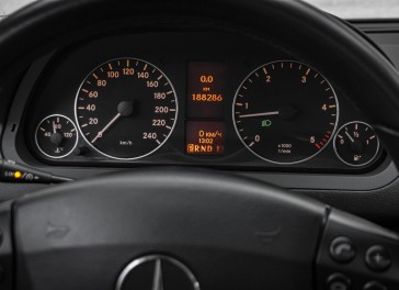 Mercedes-Benz A200