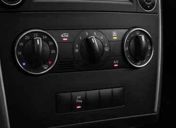 Mercedes-Benz A200