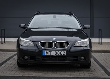 BMW 525