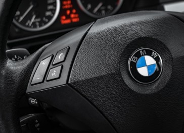 BMW 525