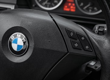 BMW 525