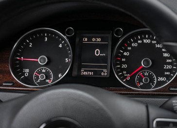VW Passat (B7)