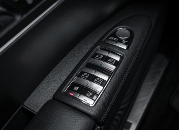 Mercedes-Benz S320