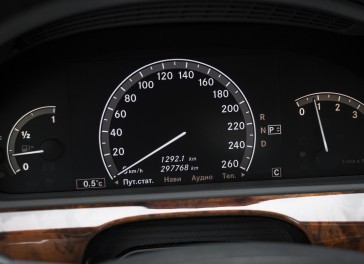 Mercedes-Benz S320