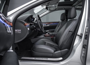 Mercedes-Benz S320