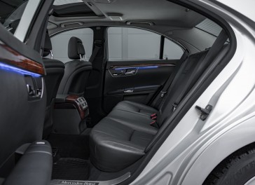 Mercedes-Benz S320