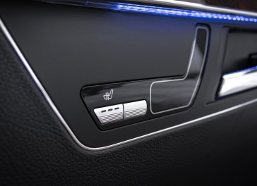Mercedes-Benz S320