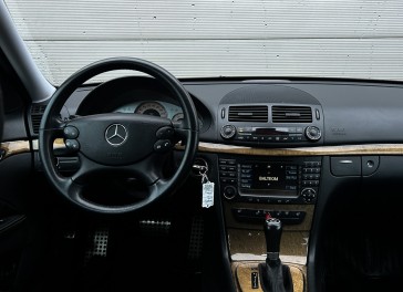 Mercedes-Benz E280