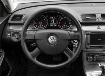 VW Passat (B6)