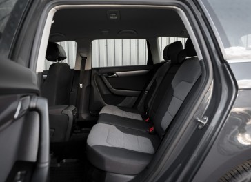 VW Passat (B7)