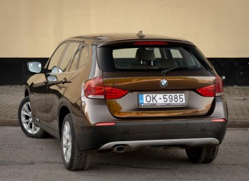 BMW X1