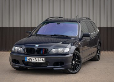 BMW 330