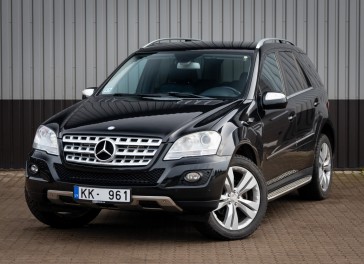 Mercedes-Benz ML320