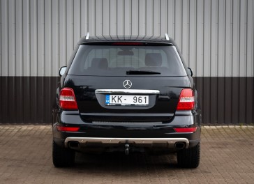 Mercedes-Benz ML320