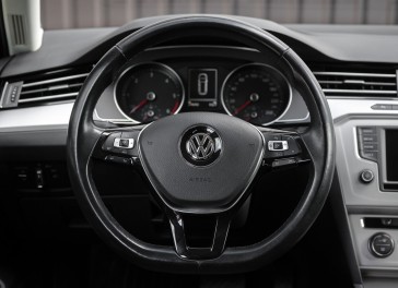 VW Passat (B8)