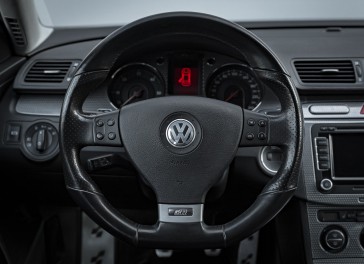 VW Passat (B6)