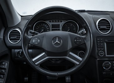 Mercedes-Benz ML350