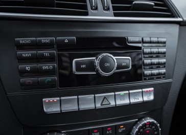 Mercedes-Benz C220