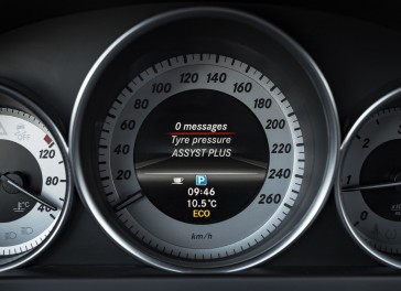 Mercedes-Benz C220