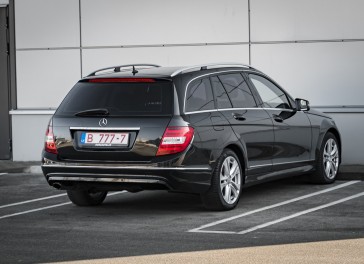 Mercedes-Benz C220