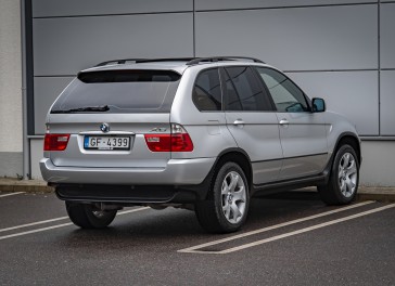 BMW X5