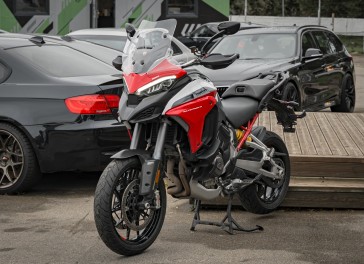 DUCATI MULTISTRADA V4 S