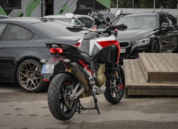 DUCATI MULTISTRADA V4 S