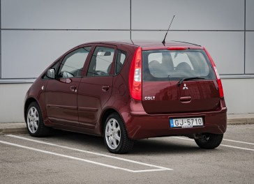 Mitsubishi Colt