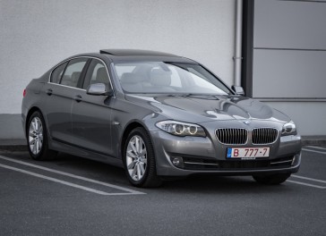 BMW 525