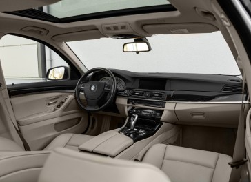 BMW 525