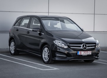 Mercedes-Benz B180