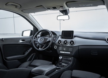 Mercedes-Benz B180
