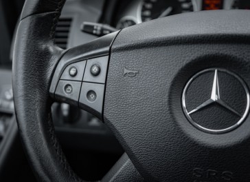 Mercedes-Benz B180
