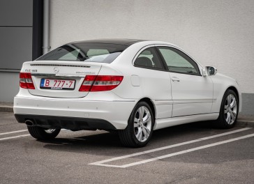 Mercedes-Benz C180